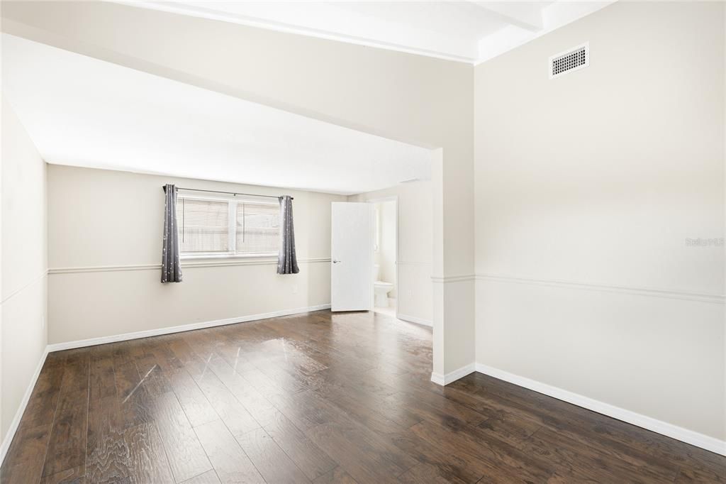 En Venta: $429,900 (3 camas, 2 baños, 1764 Pies cuadrados)