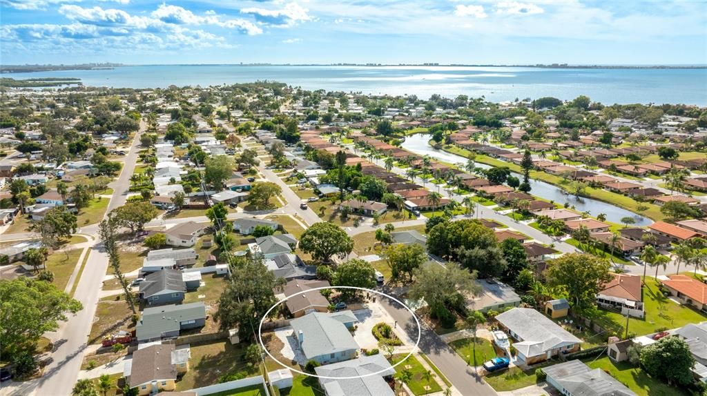 En Venta: $429,900 (3 camas, 2 baños, 1764 Pies cuadrados)