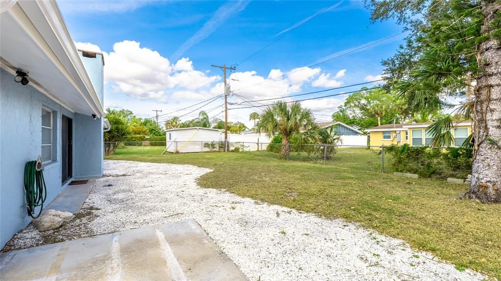 En Venta: $429,900 (3 camas, 2 baños, 1764 Pies cuadrados)