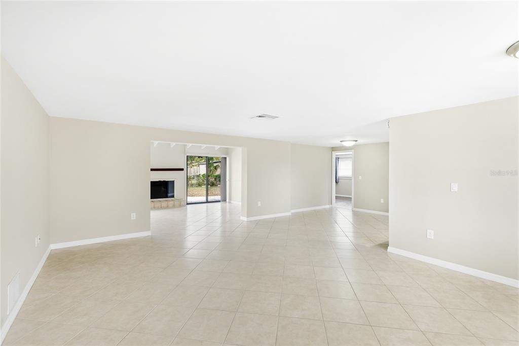 En Venta: $429,900 (3 camas, 2 baños, 1764 Pies cuadrados)