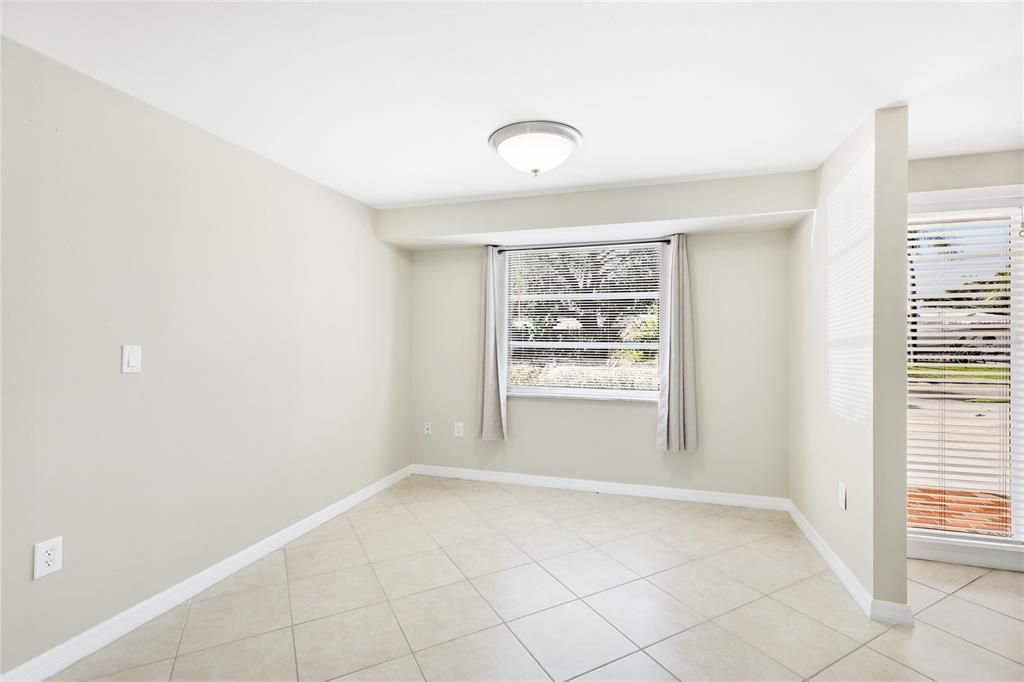 En Venta: $429,900 (3 camas, 2 baños, 1764 Pies cuadrados)