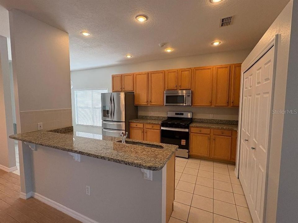 For Rent: $2,500 (4 beds, 3 baths, 1846 Square Feet)