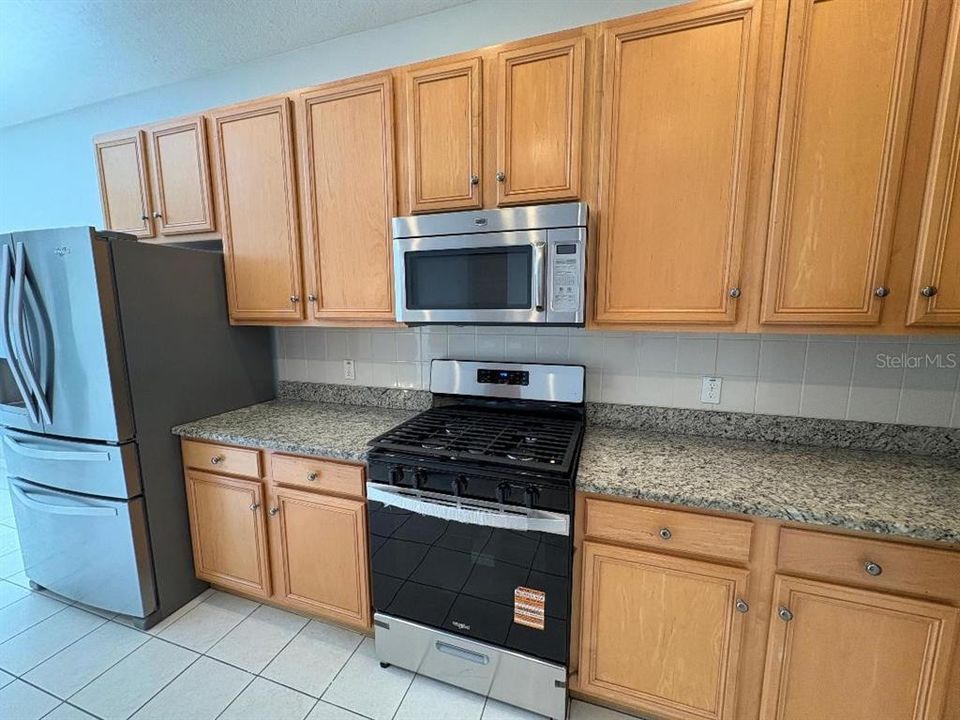 For Rent: $2,500 (4 beds, 3 baths, 1846 Square Feet)