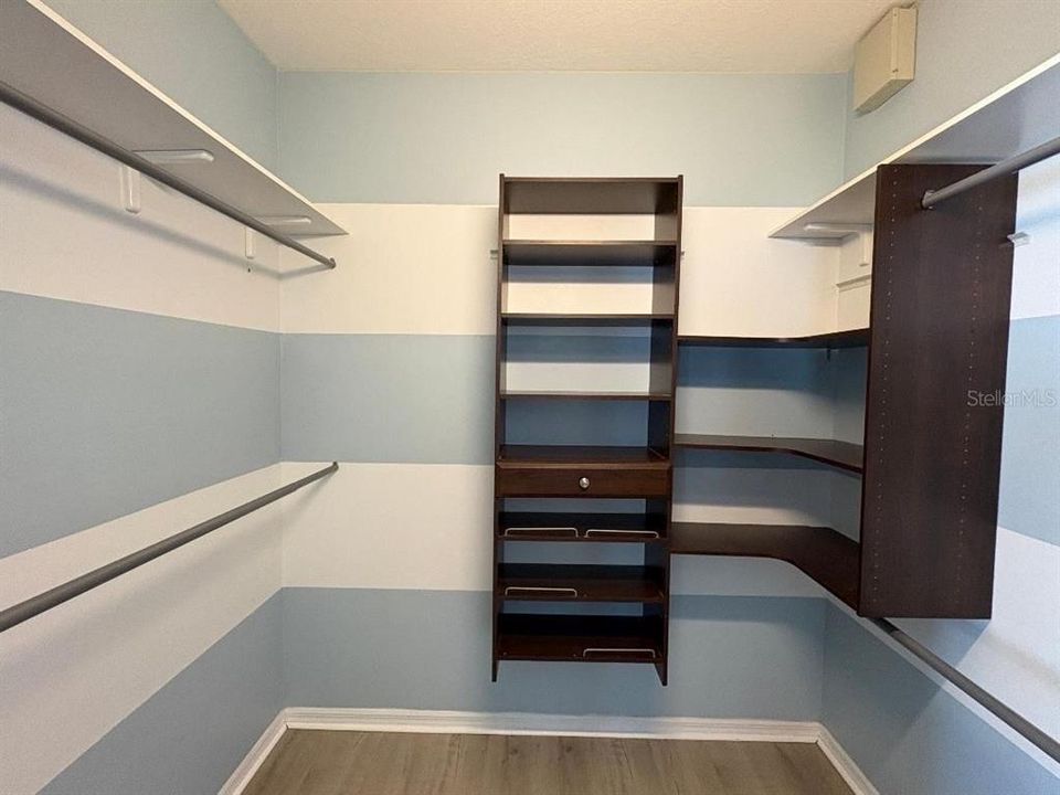 For Rent: $2,500 (4 beds, 3 baths, 1846 Square Feet)