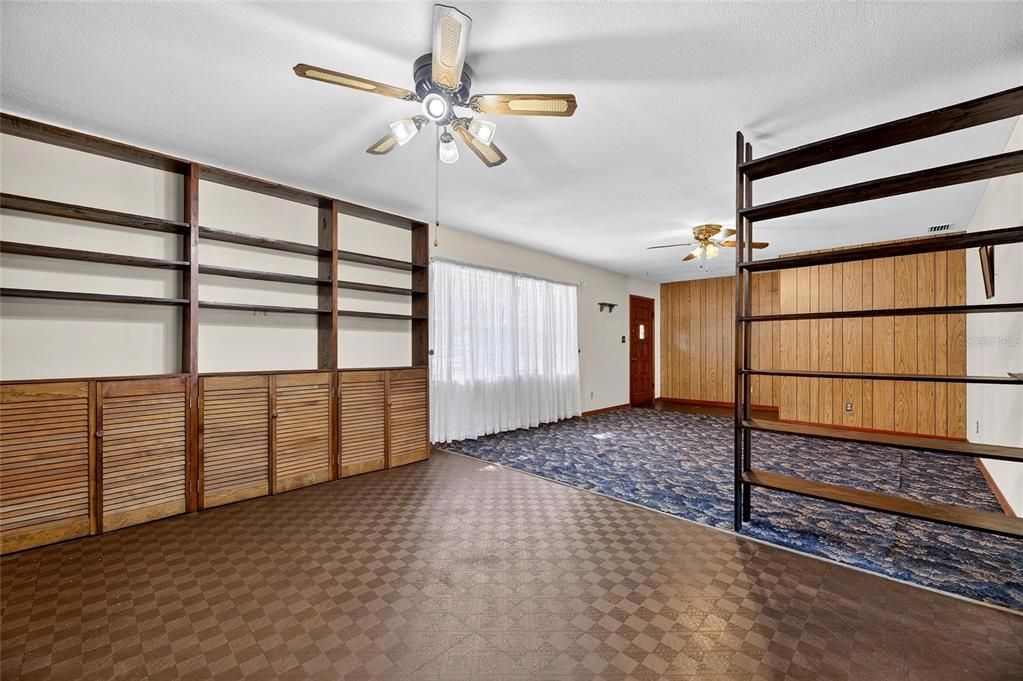 待售: $384,900 (3 贝兹, 2 浴室, 2044 平方英尺)