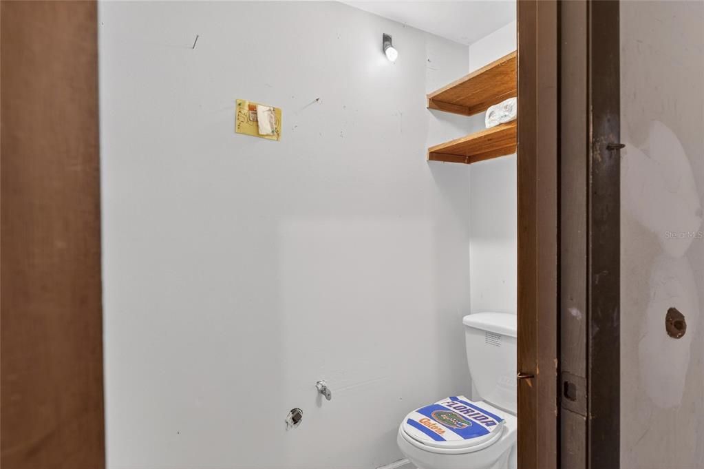 待售: $384,900 (3 贝兹, 2 浴室, 2044 平方英尺)