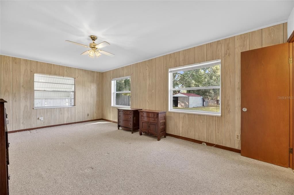 待售: $384,900 (3 贝兹, 2 浴室, 2044 平方英尺)