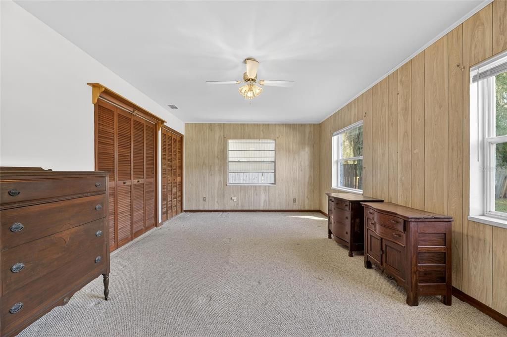 待售: $384,900 (3 贝兹, 2 浴室, 2044 平方英尺)