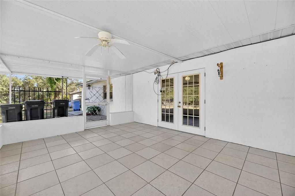 待售: $384,900 (3 贝兹, 2 浴室, 2044 平方英尺)