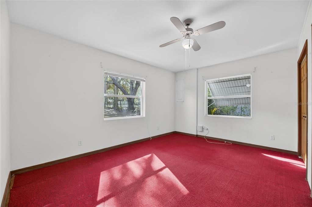 待售: $384,900 (3 贝兹, 2 浴室, 2044 平方英尺)