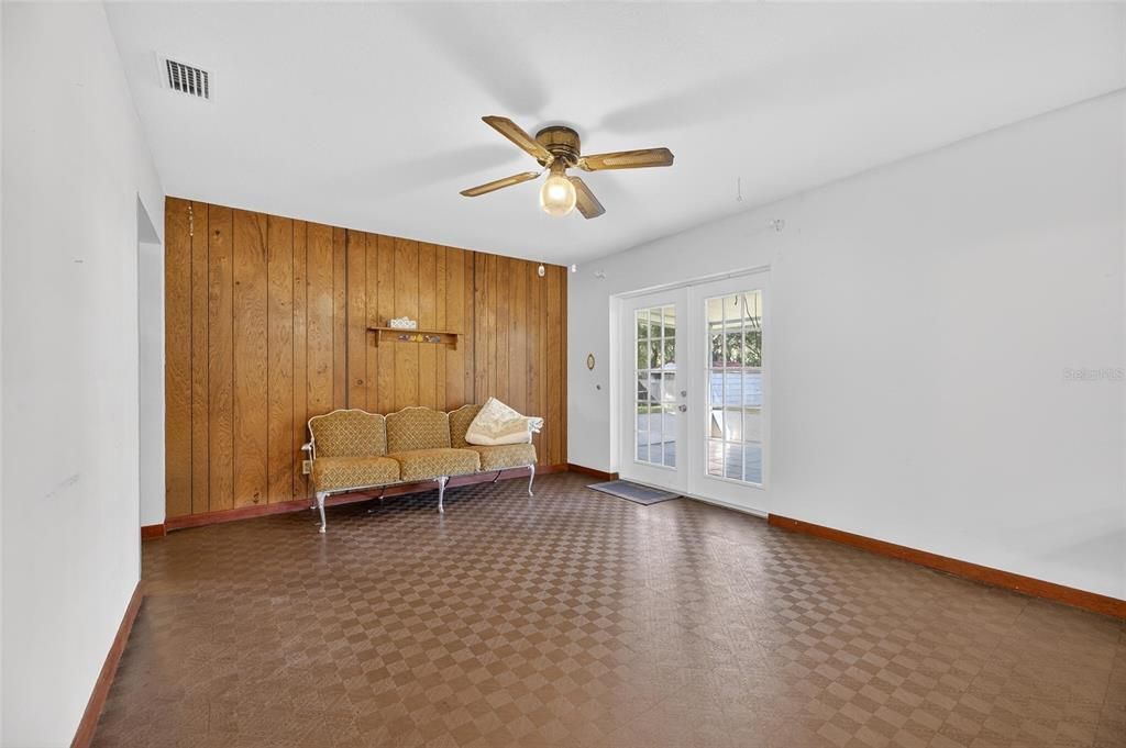 待售: $384,900 (3 贝兹, 2 浴室, 2044 平方英尺)