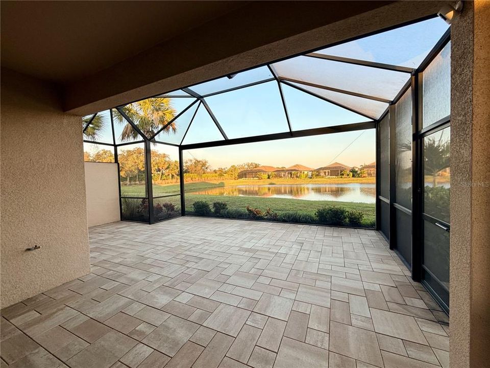 For Sale: $509,900 (2 beds, 2 baths, 1558 Square Feet)