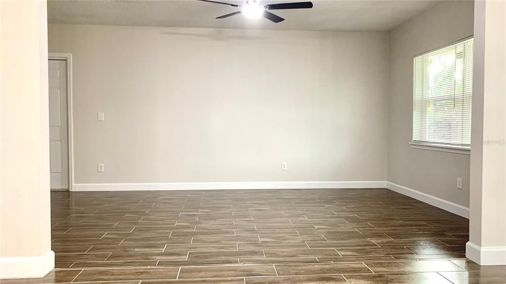 En Venta: $339,000 (3 camas, 1 baños, 1292 Pies cuadrados)