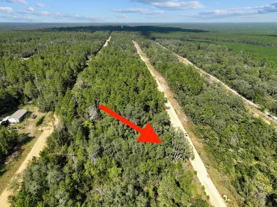 На продажу: $8,900 (0.22 acres)