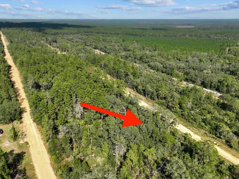 На продажу: $8,900 (0.22 acres)