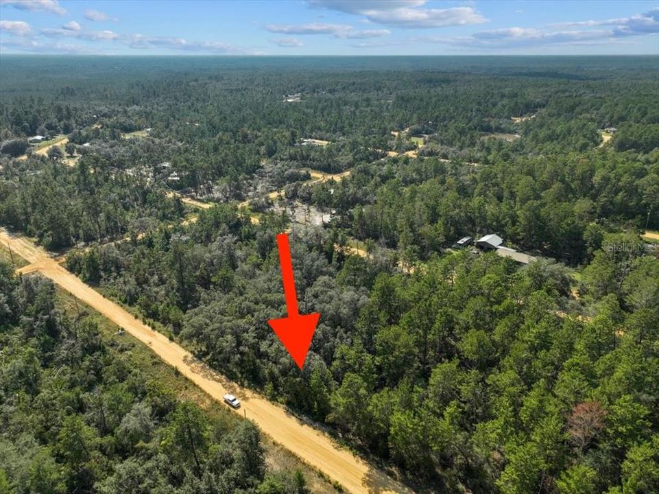 На продажу: $8,900 (0.22 acres)