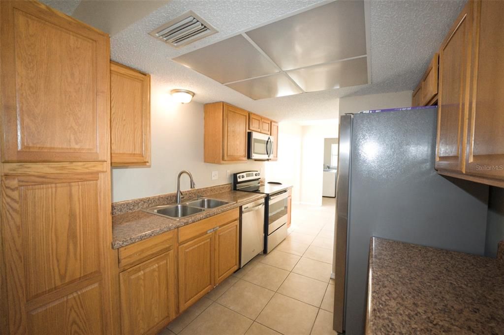 En Renta: $1,950 (2 camas, 2 baños, 1091 Pies cuadrados)