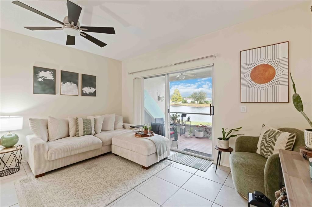 For Sale: $235,000 (2 beds, 2 baths, 1080 Square Feet)