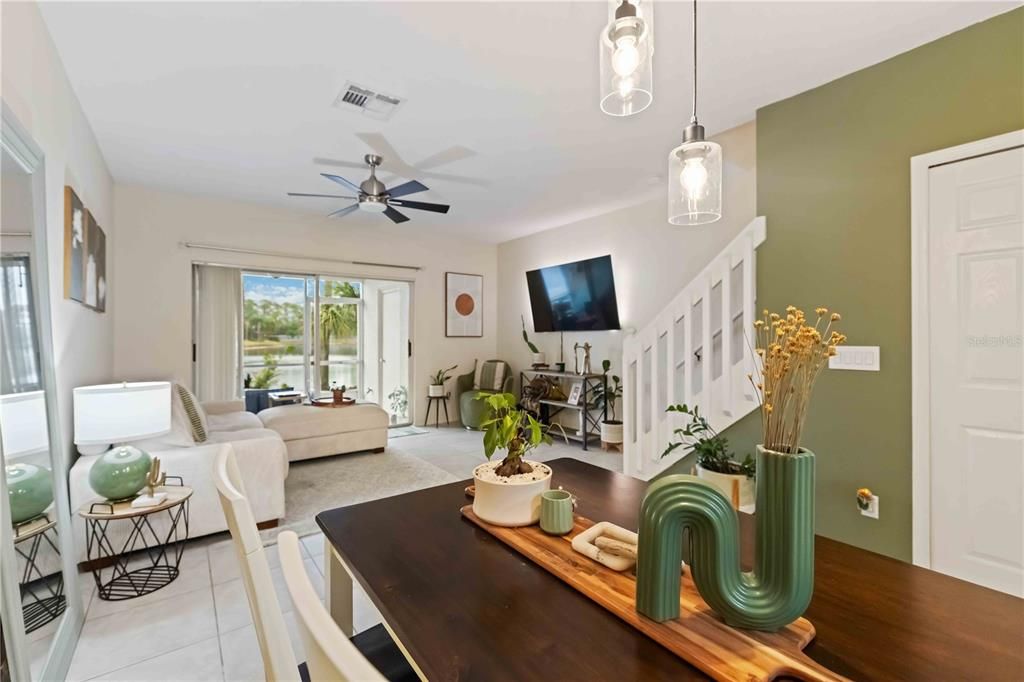 For Sale: $235,000 (2 beds, 2 baths, 1080 Square Feet)