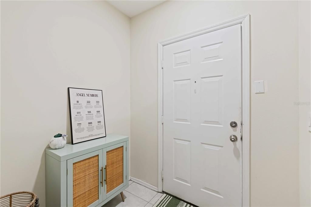 For Sale: $235,000 (2 beds, 2 baths, 1080 Square Feet)