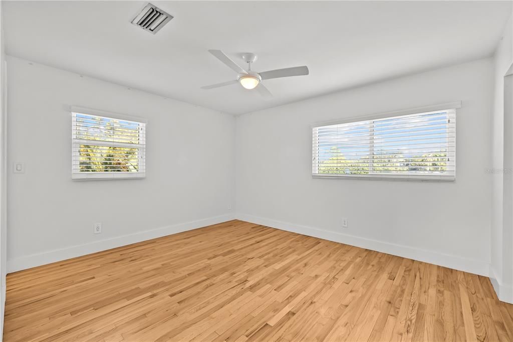 待售: $604,900 (4 贝兹, 2 浴室, 2248 平方英尺)