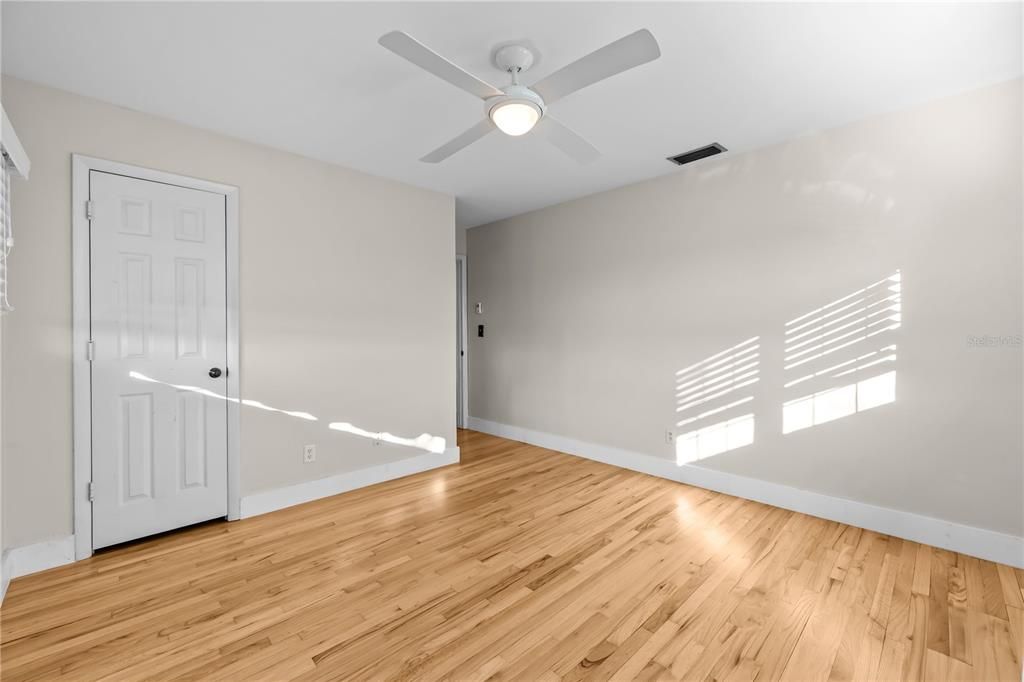 待售: $604,900 (4 贝兹, 2 浴室, 2248 平方英尺)