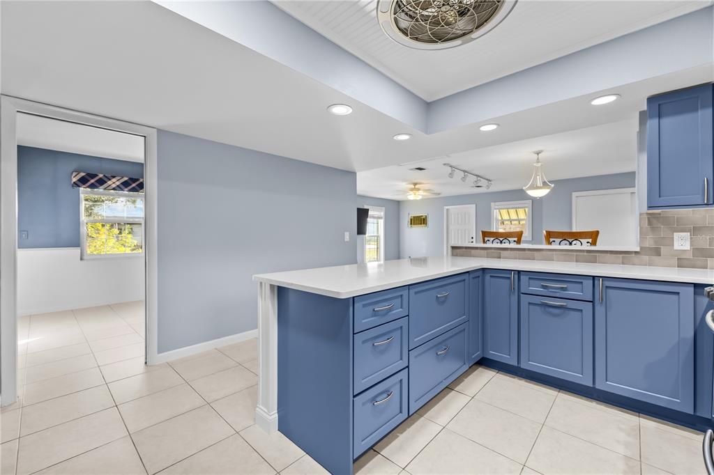 待售: $604,900 (4 贝兹, 2 浴室, 2248 平方英尺)