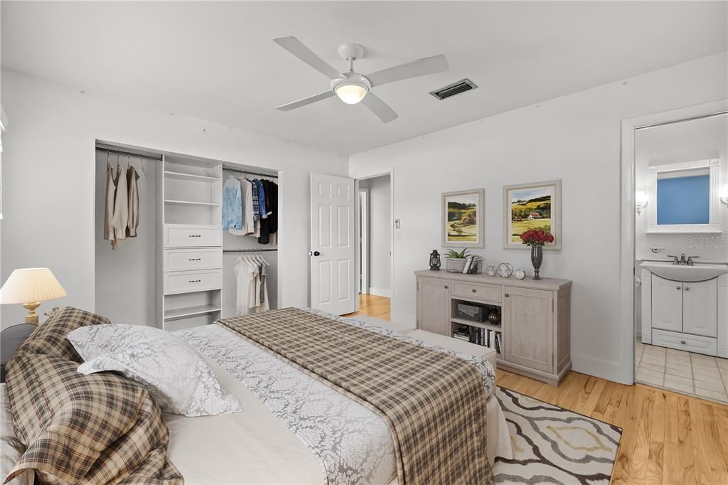 待售: $604,900 (4 贝兹, 2 浴室, 2248 平方英尺)