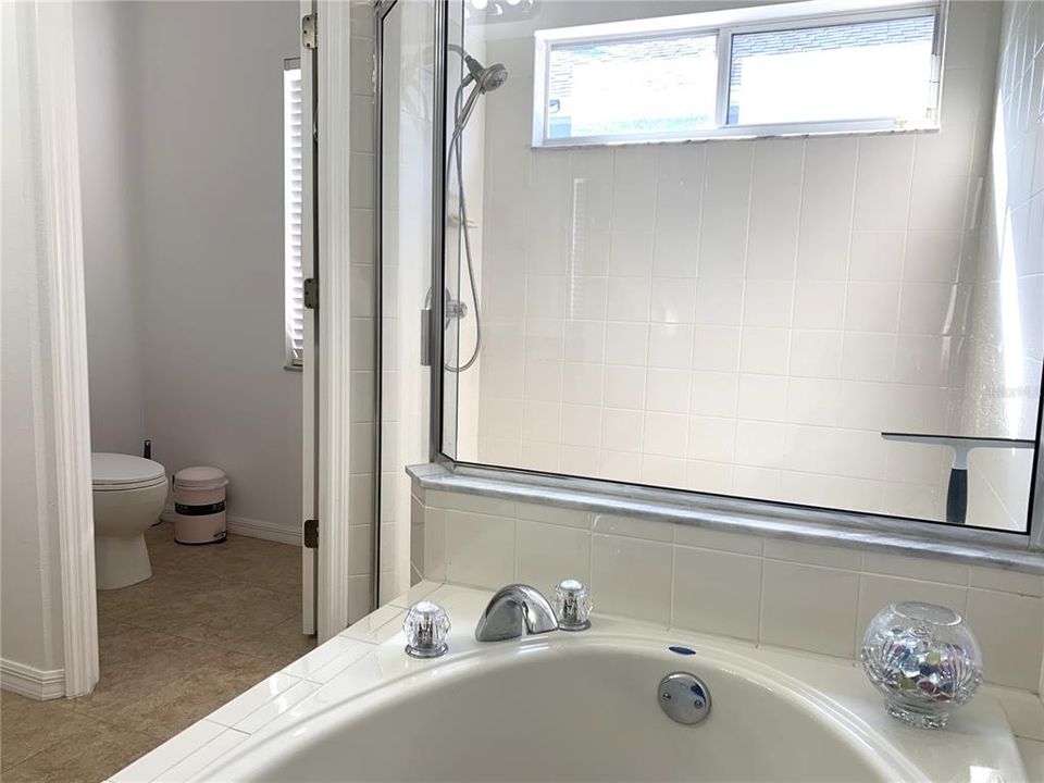 For Sale: $389,900 (3 beds, 2 baths, 1754 Square Feet)