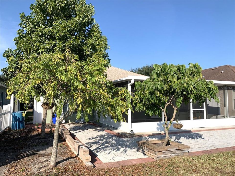 For Sale: $389,900 (3 beds, 2 baths, 1754 Square Feet)