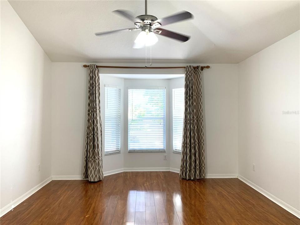 For Sale: $389,900 (3 beds, 2 baths, 1754 Square Feet)