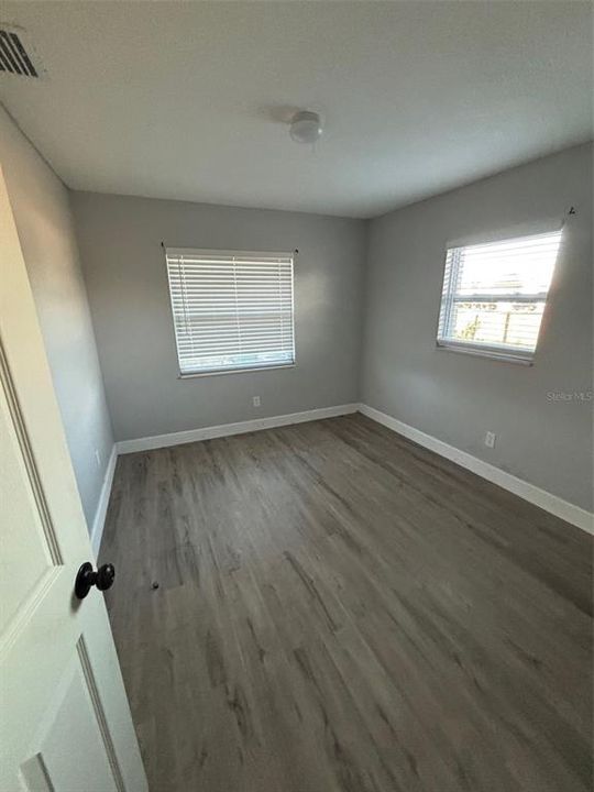 For Sale: $450,000 (6 beds, 0 baths, 2496 Square Feet)