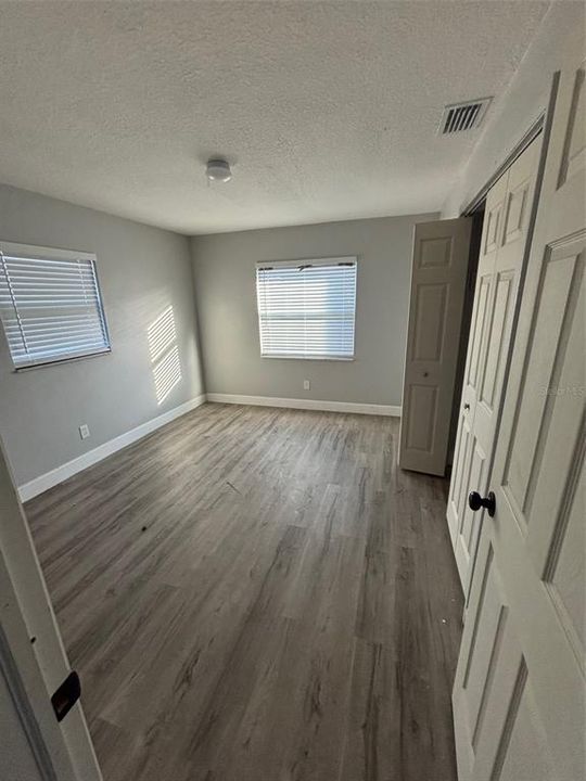 For Sale: $450,000 (6 beds, 0 baths, 2496 Square Feet)