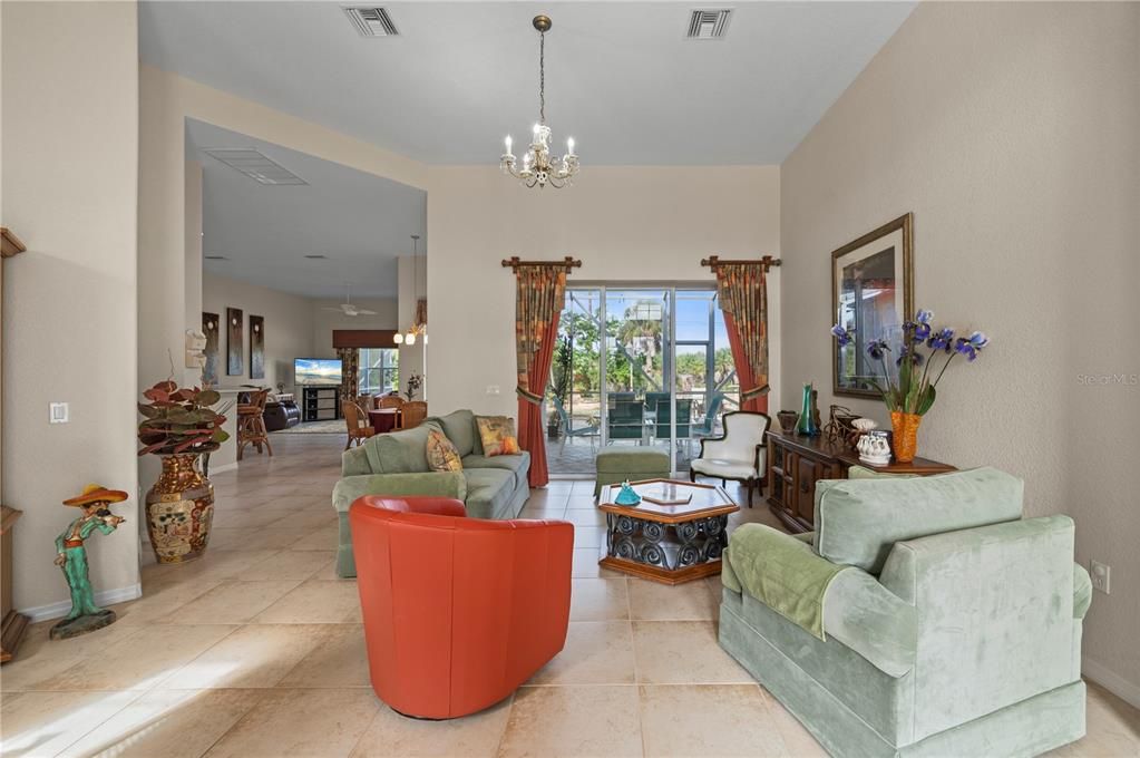 На продажу: $375,000 (3 спален, 2 ванн, 2292 Квадратных фут)