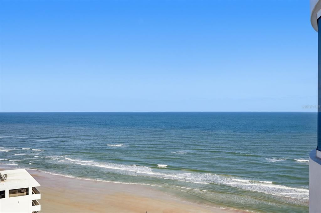 For Sale: $465,000 (2 beds, 2 baths, 1275 Square Feet)