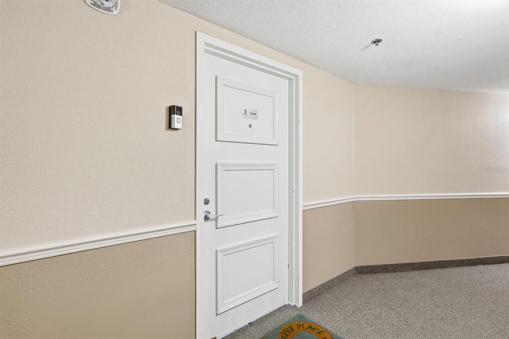 For Sale: $465,000 (2 beds, 2 baths, 1275 Square Feet)