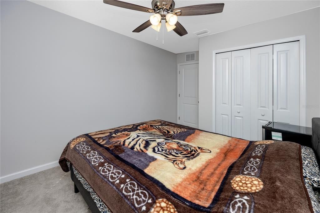 На продажу: $329,000 (3 спален, 2 ванн, 1612 Квадратных фут)