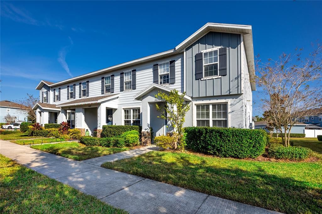 На продажу: $329,000 (3 спален, 2 ванн, 1612 Квадратных фут)