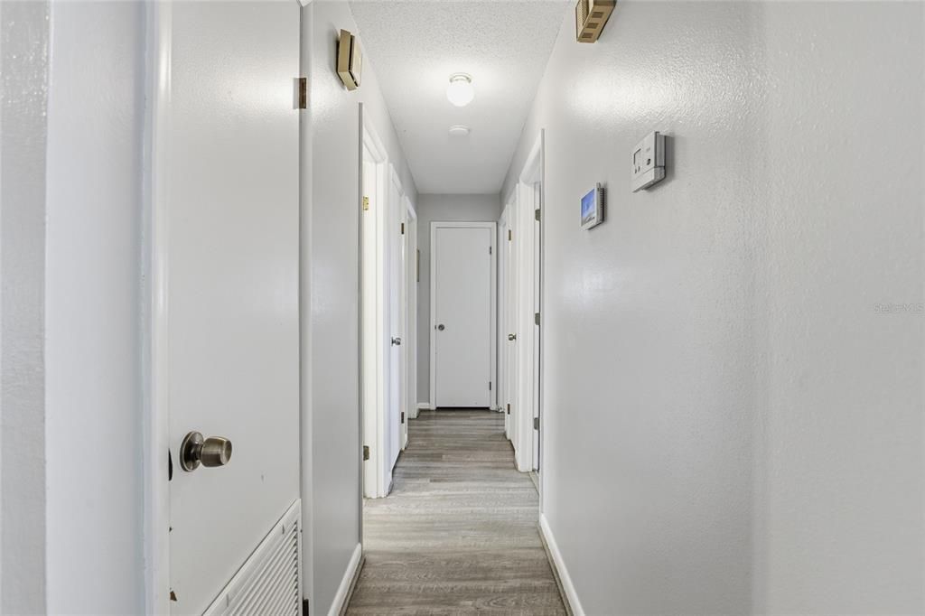 待售: $245,000 (3 贝兹, 2 浴室, 1356 平方英尺)