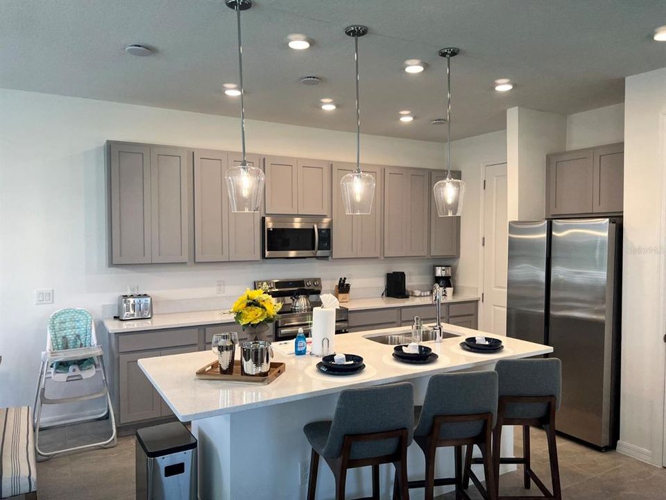 В аренду: $2,300 (3 спален, 2 ванн, 1653 Квадратных фут)