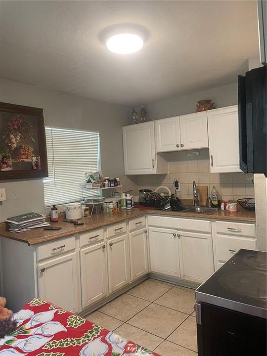 En Venta: $254,999 (3 camas, 1 baños, 864 Pies cuadrados)