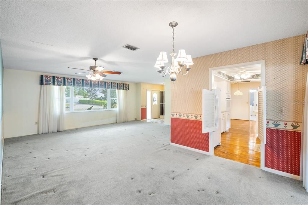 待售: $470,000 (4 贝兹, 3 浴室, 2109 平方英尺)