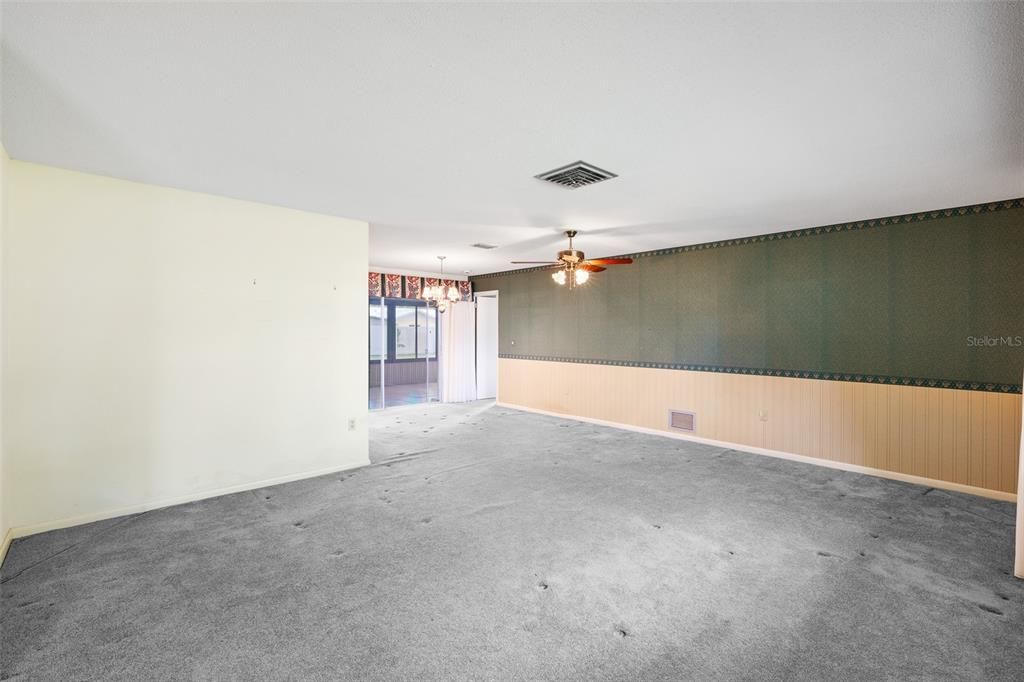 待售: $470,000 (4 贝兹, 3 浴室, 2109 平方英尺)