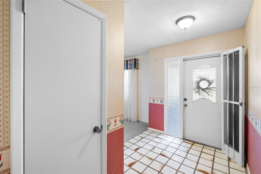 待售: $470,000 (4 贝兹, 3 浴室, 2109 平方英尺)