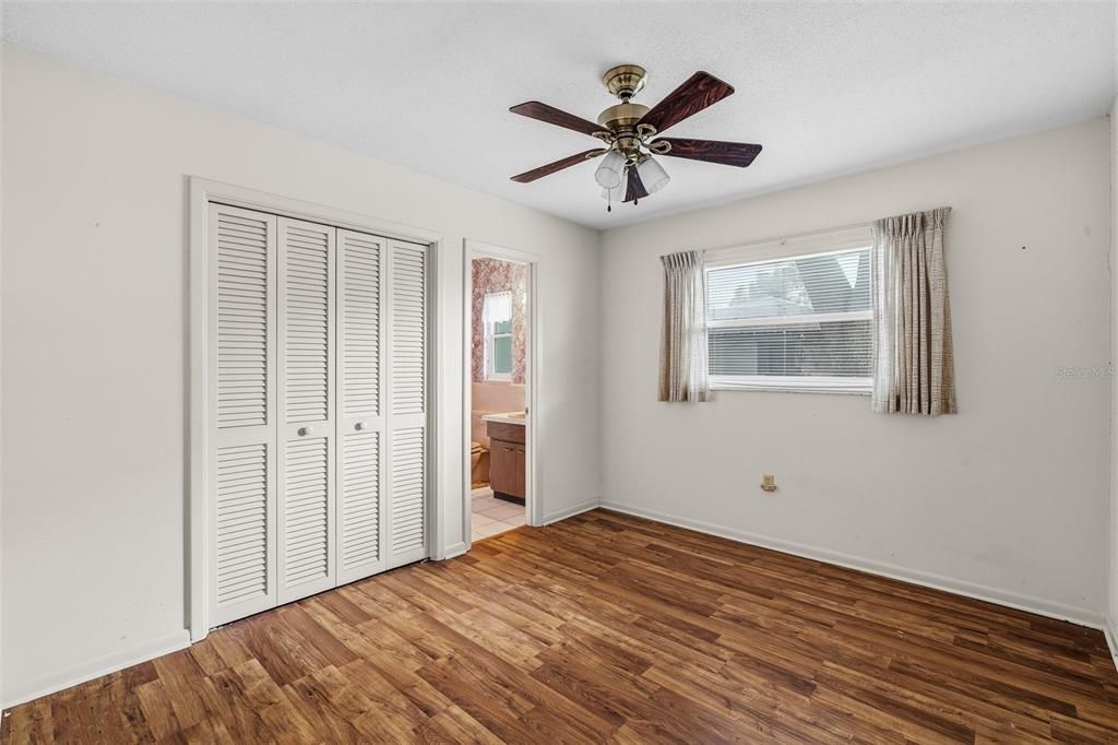 待售: $470,000 (4 贝兹, 3 浴室, 2109 平方英尺)