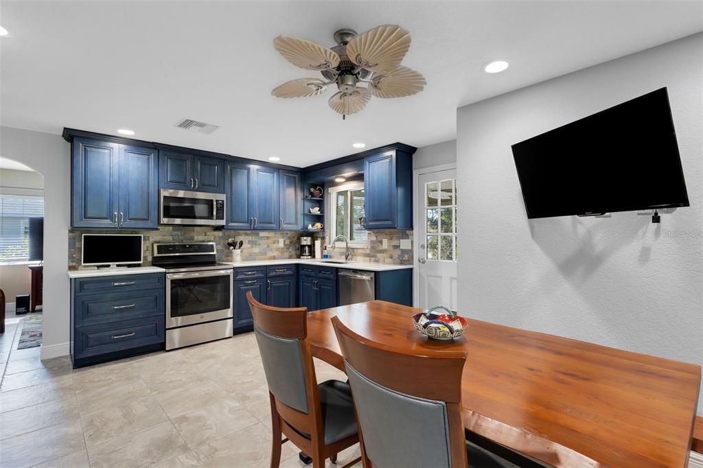 En Venta: $499,000 (3 camas, 2 baños, 1239 Pies cuadrados)