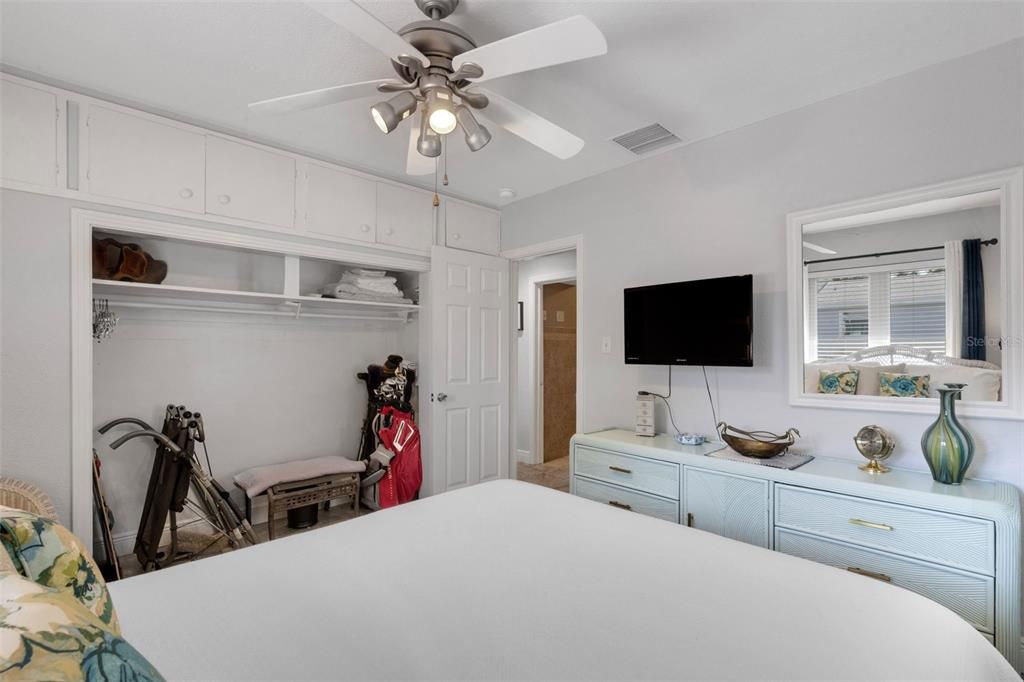 En Venta: $499,000 (3 camas, 2 baños, 1239 Pies cuadrados)