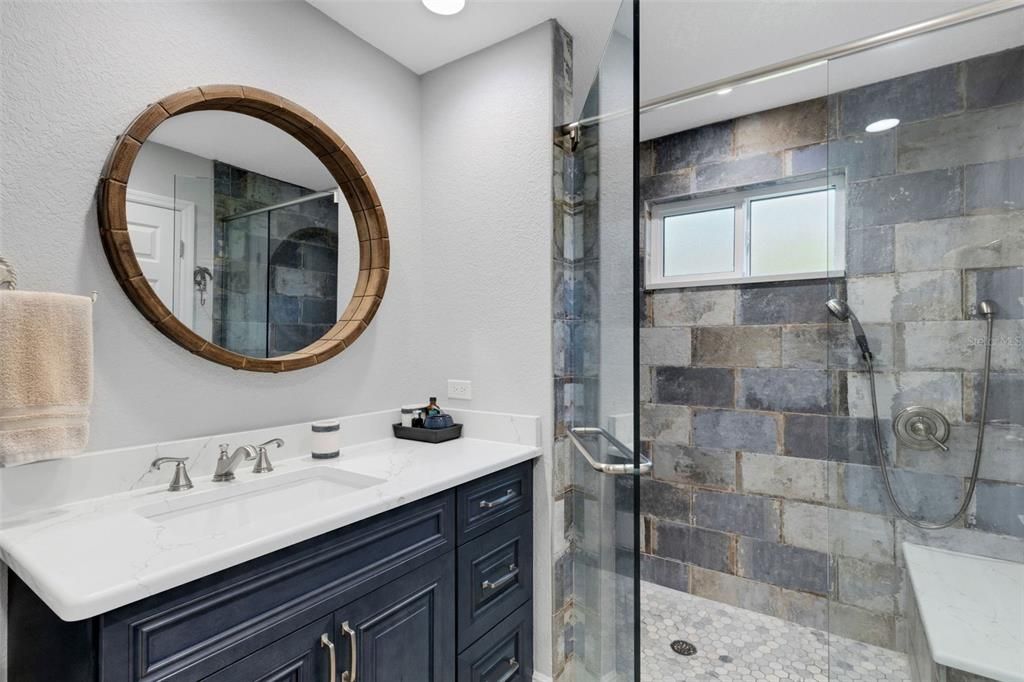 En Venta: $499,000 (3 camas, 2 baños, 1239 Pies cuadrados)