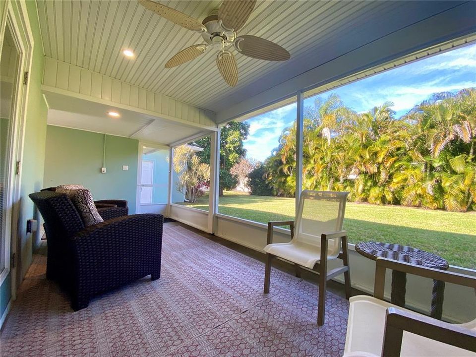 En Venta: $499,000 (3 camas, 2 baños, 1239 Pies cuadrados)