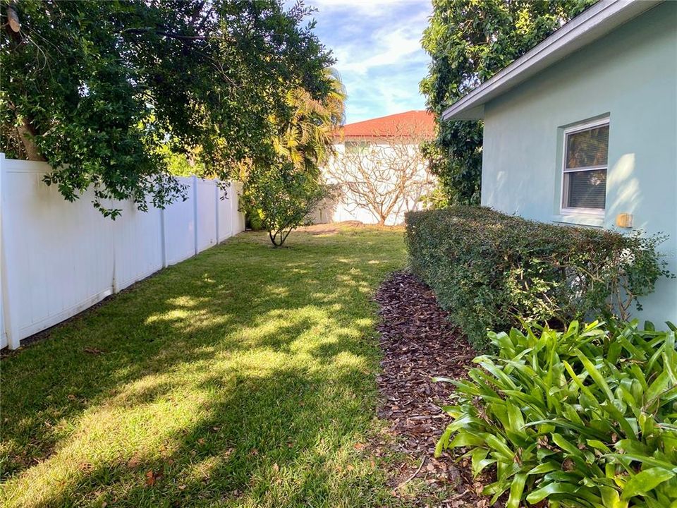 En Venta: $499,000 (3 camas, 2 baños, 1239 Pies cuadrados)